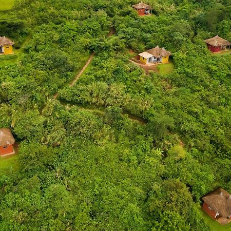 Isunga Lodge Kibale National Park Ngoại thất bức ảnh