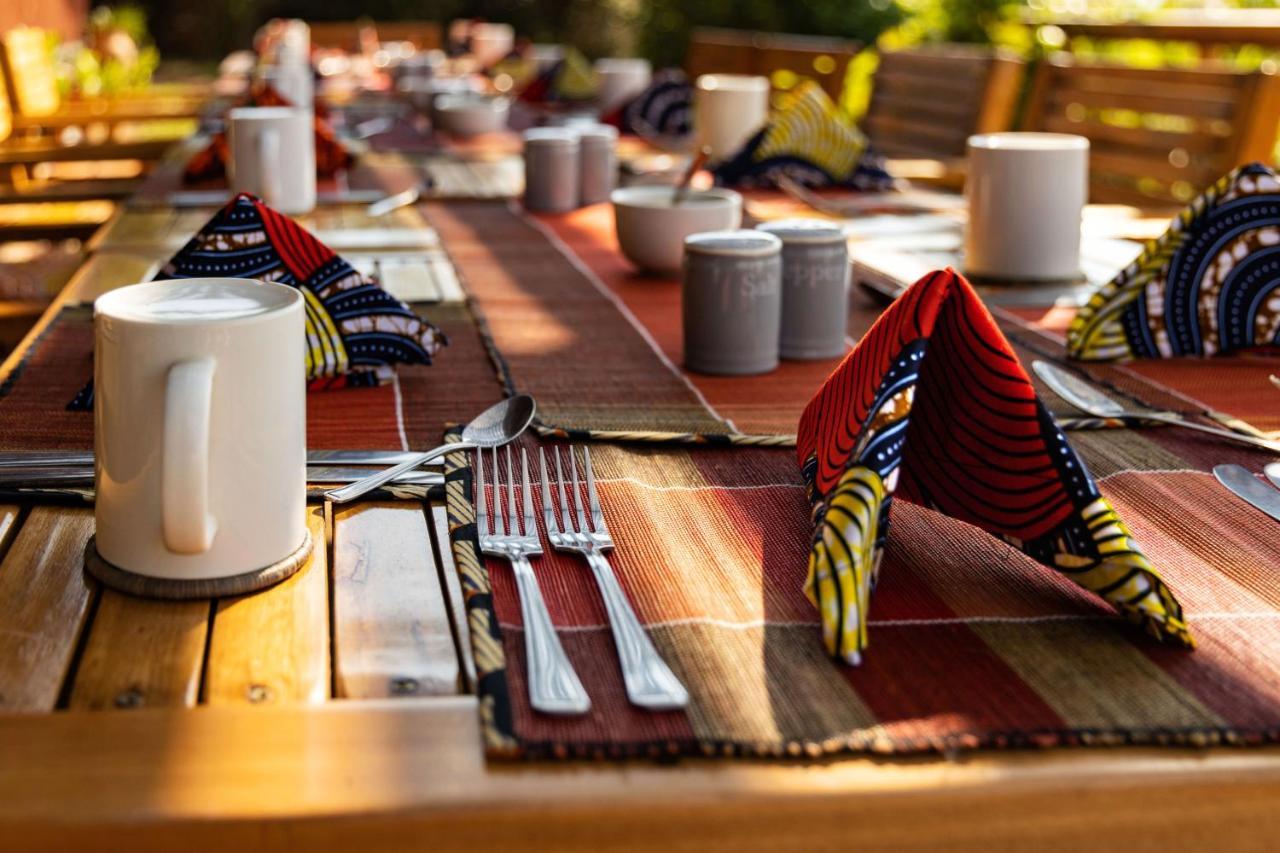 Isunga Lodge Kibale National Park Ngoại thất bức ảnh