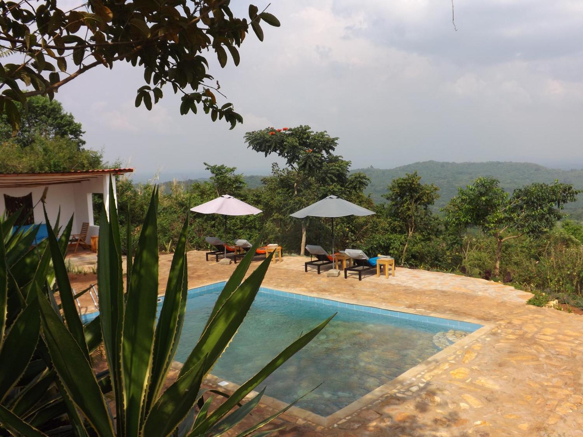 Isunga Lodge Kibale National Park Ngoại thất bức ảnh