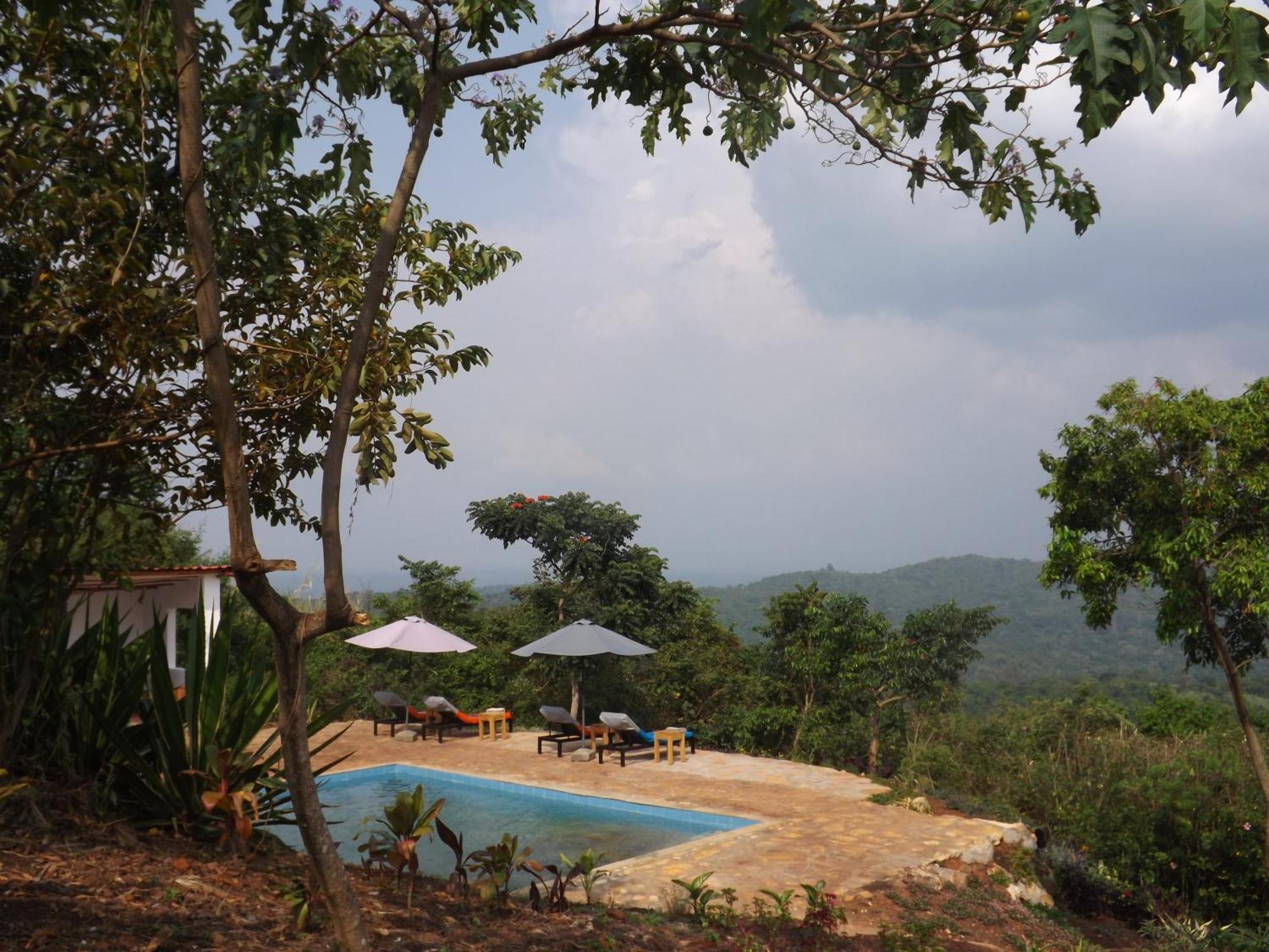 Isunga Lodge Kibale National Park Ngoại thất bức ảnh